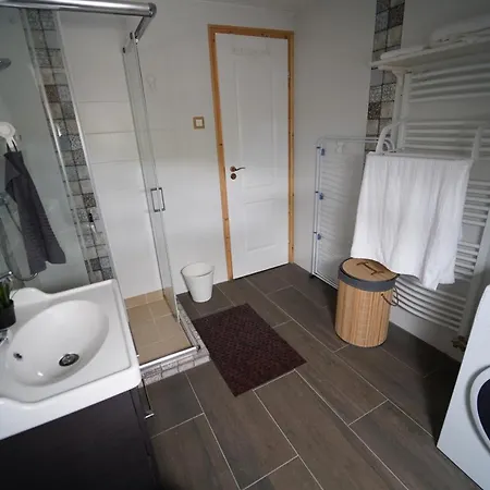 Tulip Guest house Vac