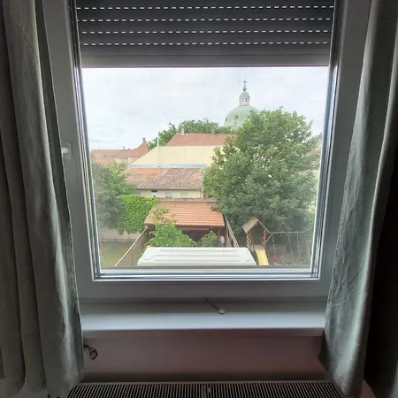 Guest house Tulip Vac