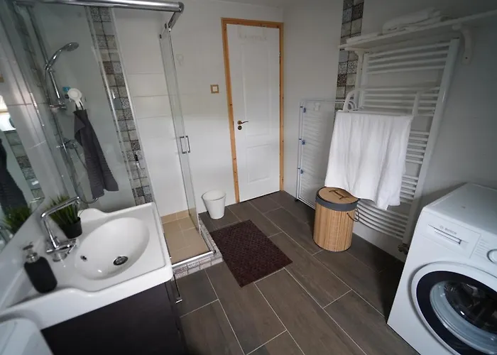 Tulip Guest house Vac
