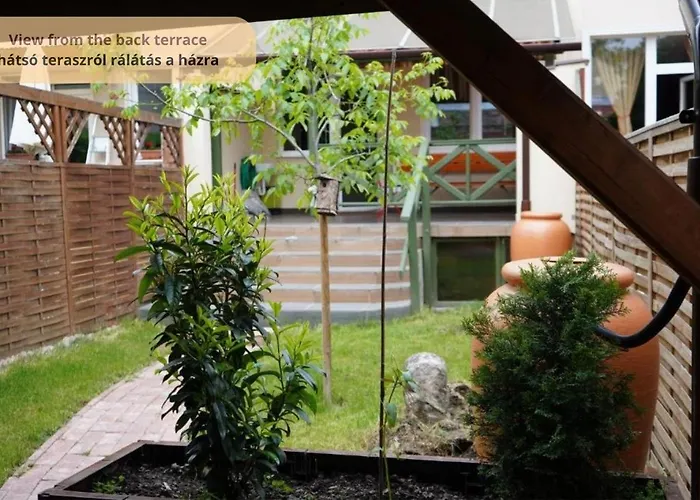 Guest house Tulip Vac