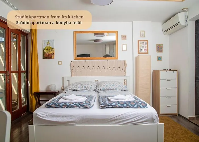 Tulip Guest house Vac